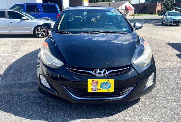 2012 HYUNDAI ELANTRA