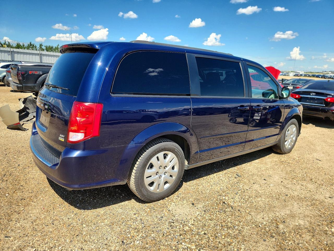 2016 DODGE GRAND CARAVAN SE