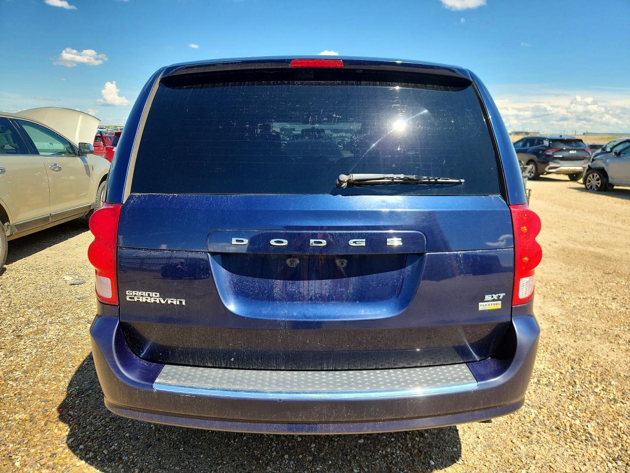 2016 DODGE GRAND CARAVAN SE