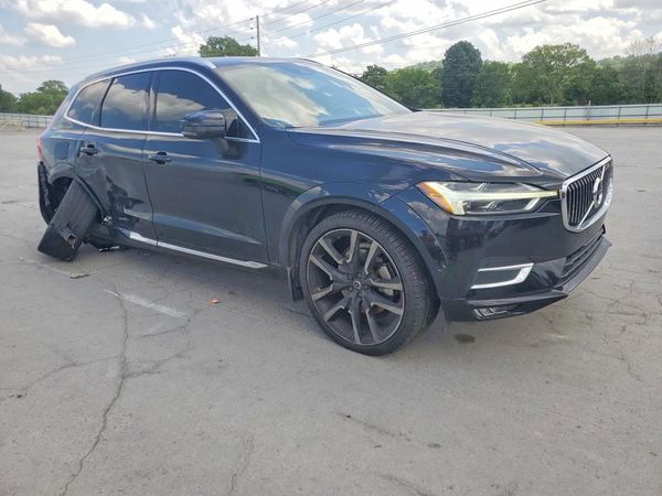 2020 VOLVO XC60
