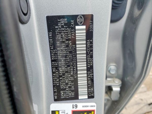 2025 TOYOTA CAMRY