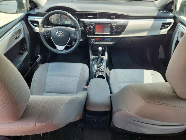 2015 TOYOTA COROLLA