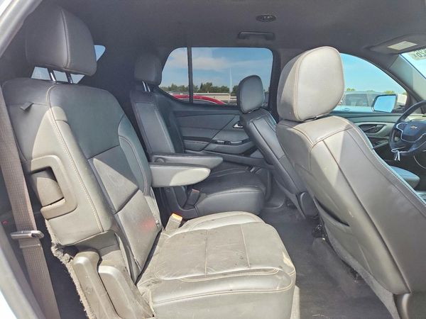 2022 CHEVROLET TRAVERSE LT