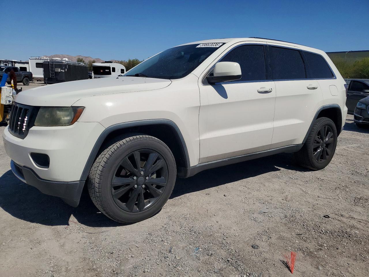2012 JEEP CHEROKEE Laredo — Front 3/4