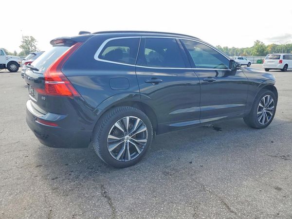 2022 VOLVO XC60 Momentum (excl S60)