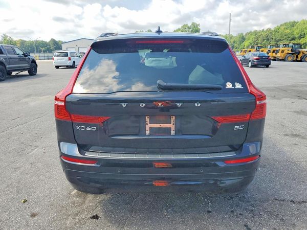 2022 VOLVO XC60 Momentum (excl S60)