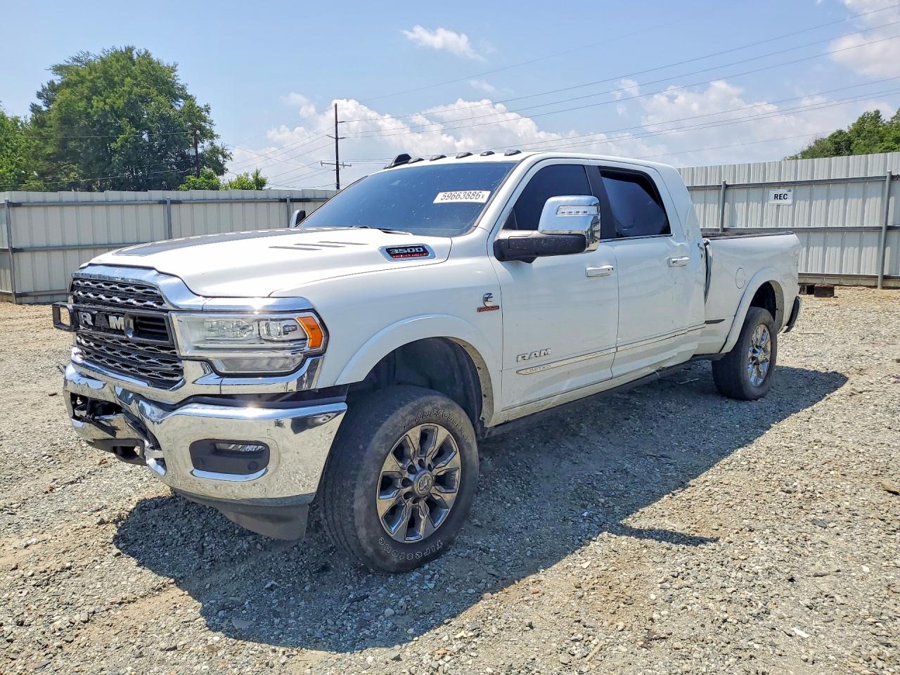 2024 RAM 3500 LIMITED MEGA CAB 4X4