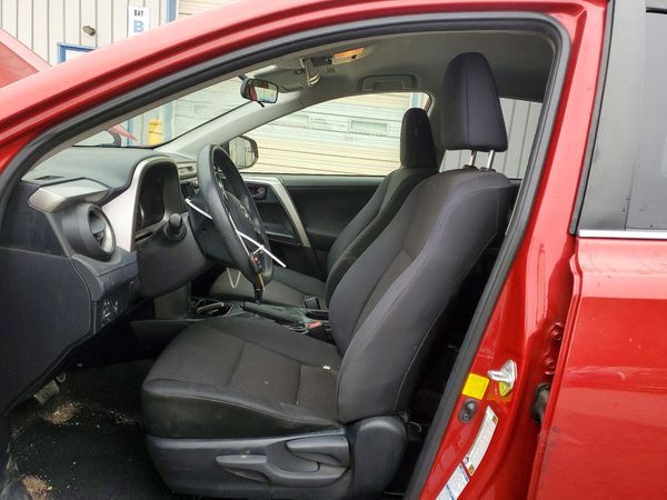 2016 TOYOTA RAV4 LE (X Grade)
