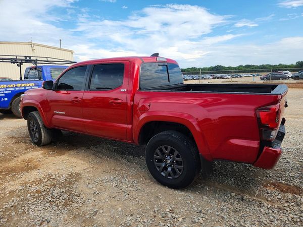 2022 TOYOTA TACOMA SR5