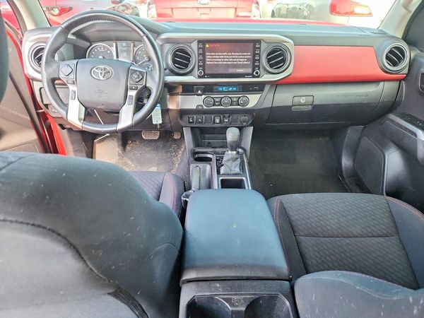 2022 TOYOTA TACOMA SR5