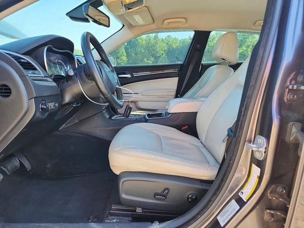 2015 CHRYSLER 300