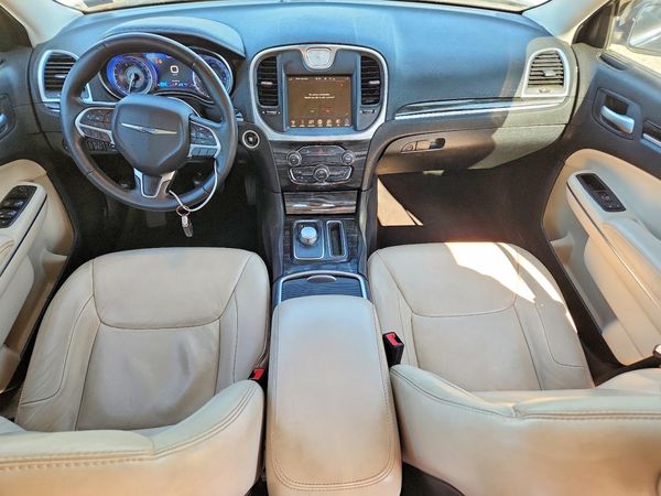 2015 CHRYSLER 300