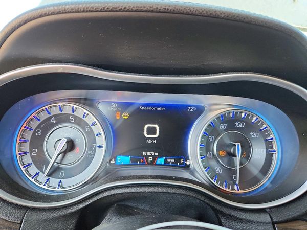 2015 CHRYSLER 300