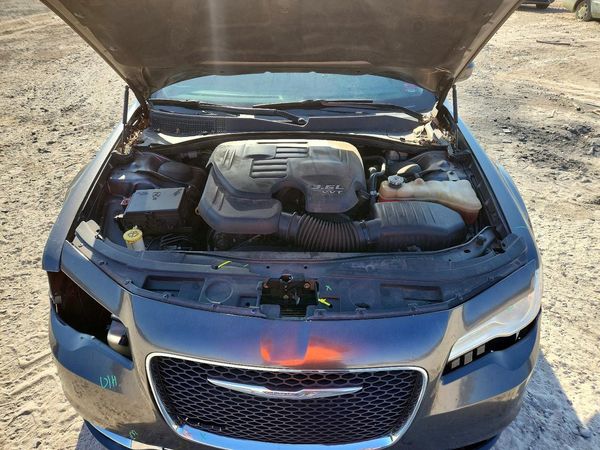 2015 CHRYSLER 300