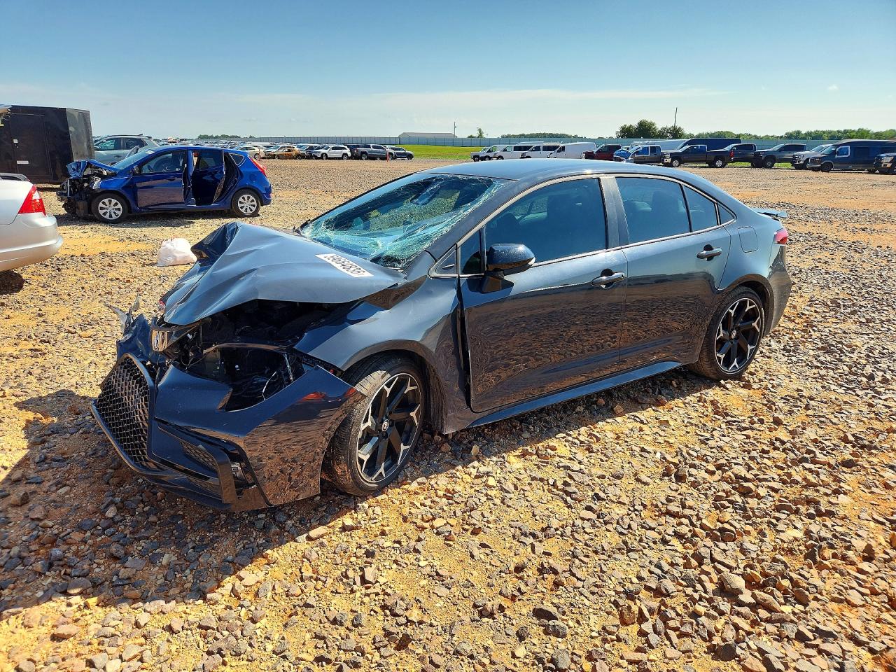 2025 TOYOTA COROLLA SE — Front 3/4