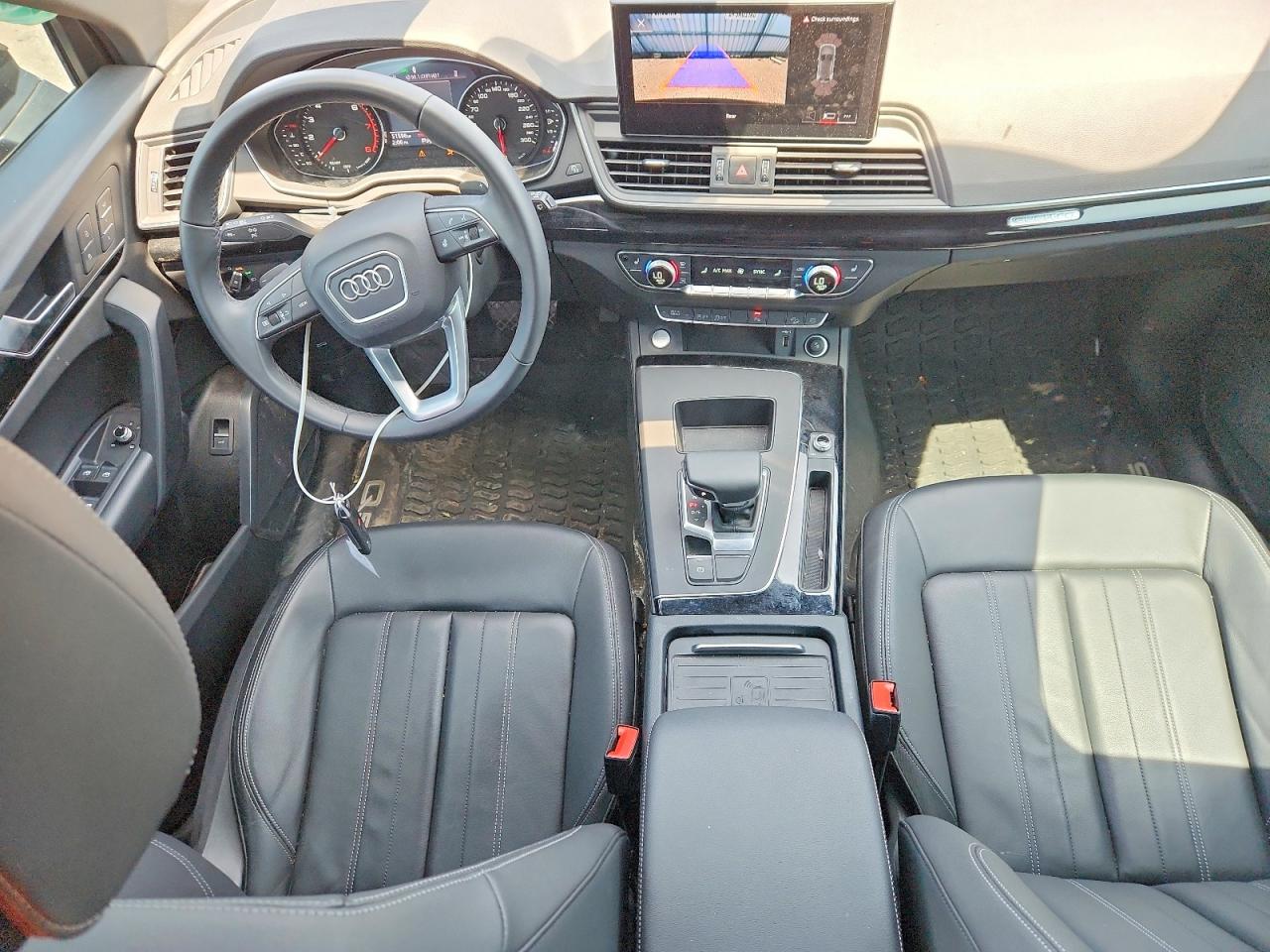 2024 AUDI Q5 quattro Premium