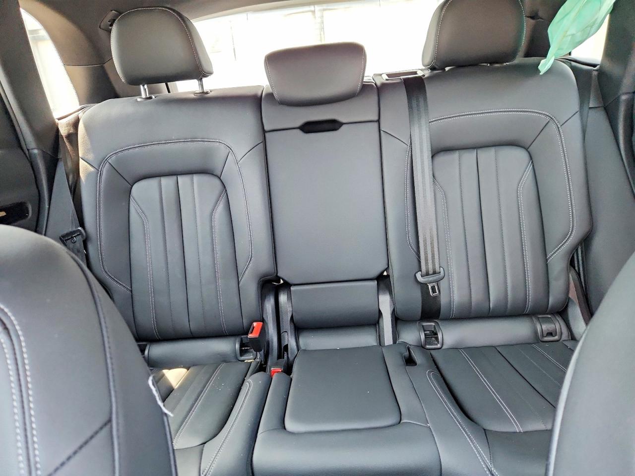 2024 AUDI Q5 quattro Premium