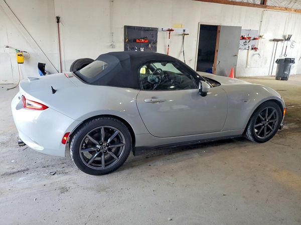 2016 MAZDA MX-5 MIATA