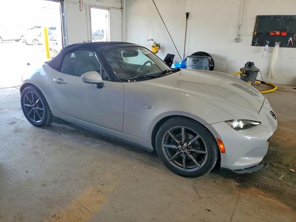 2016 MAZDA MX-5 MIATA