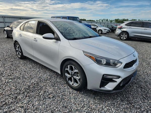 2021 KIA FORTE FE, LXS