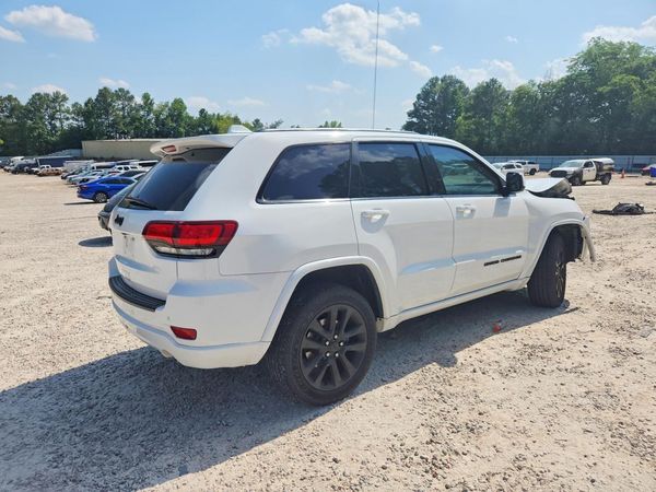 2018 JEEP GRAND CHEROKEE LAREDO 4X4