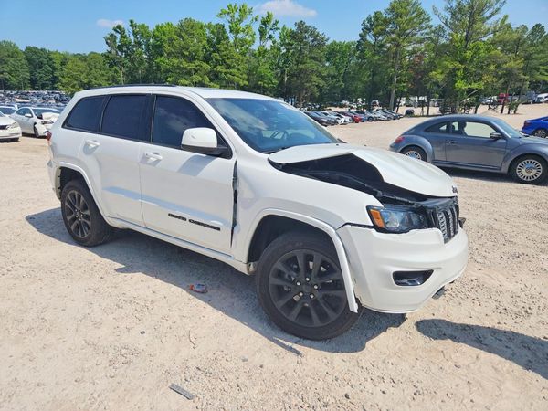 2018 JEEP GRAND CHEROKEE LAREDO 4X4