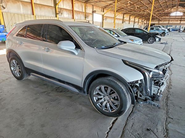 2020 CADILLAC XT4 Premium Luxury