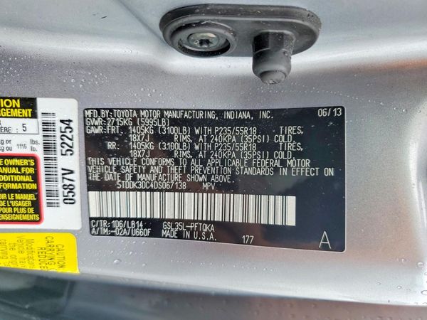 2013 TOYOTA SIENNA
