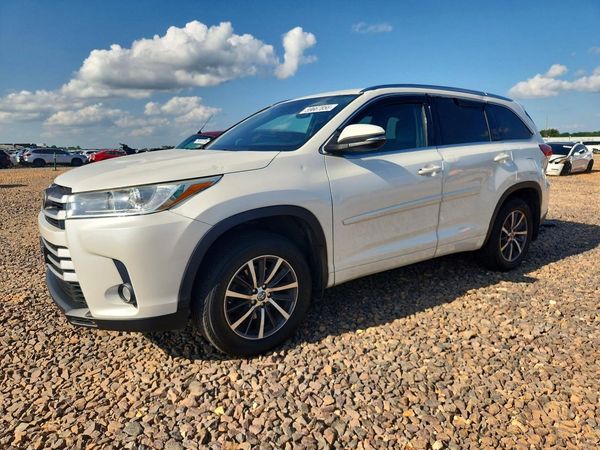 2017 TOYOTA HIGHLANDER SE/XLE