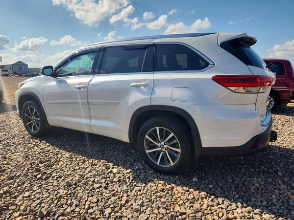 2017 TOYOTA HIGHLANDER SE/XLE