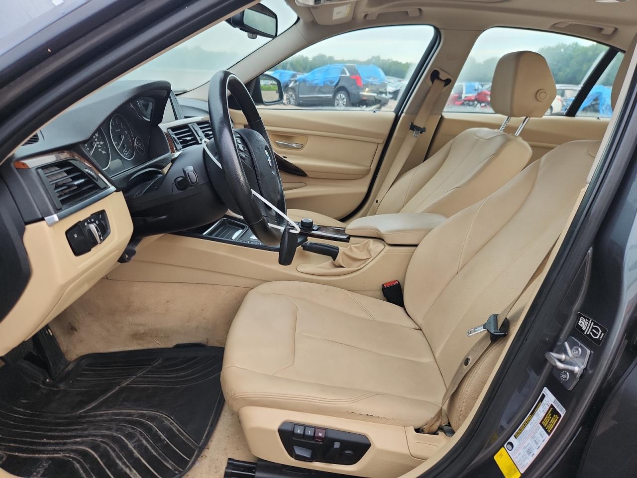2013 BMW 320 SA