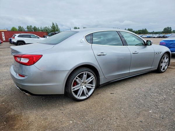 2014 MASERATI QUATTROPORTE Essence