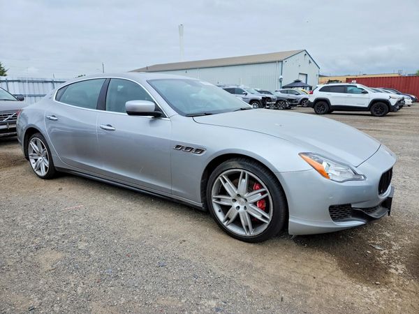 2014 MASERATI QUATTROPORTE Essence