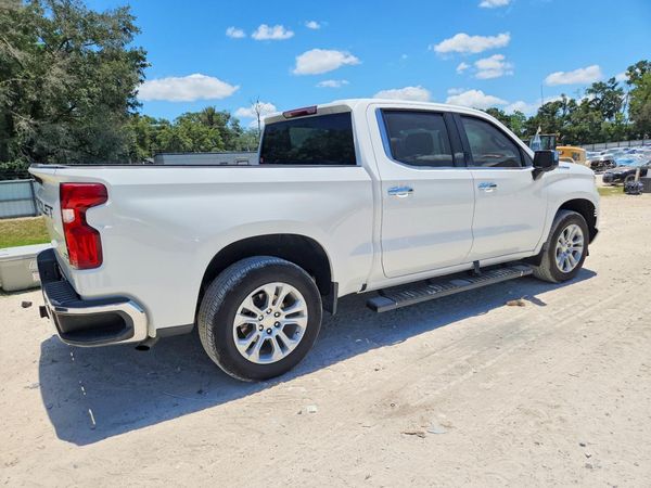 2023 CHEVROLET SILVERADO LTZ