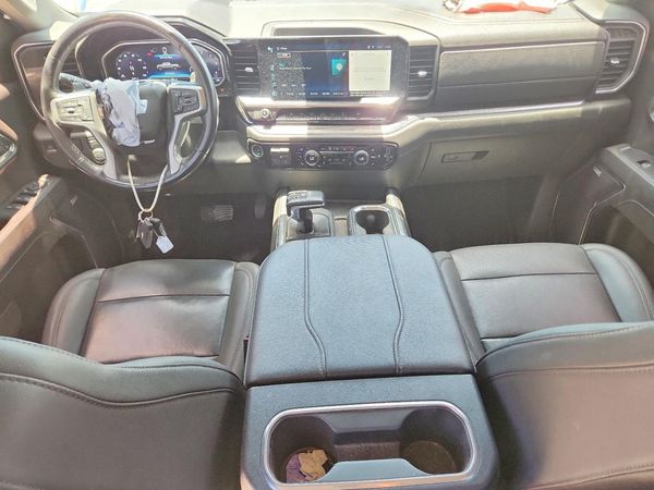 2023 CHEVROLET SILVERADO LTZ