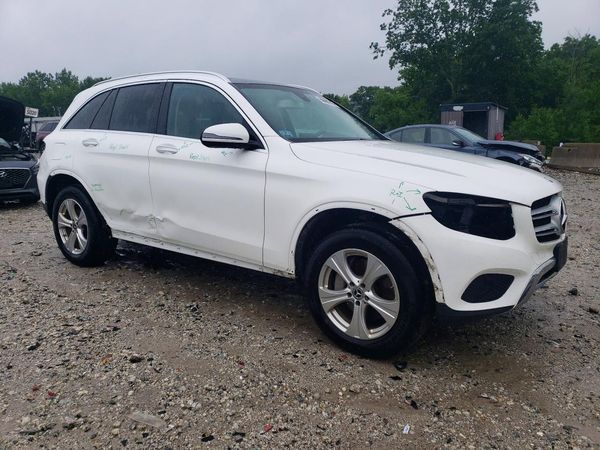 2018 MERCEDES-BENZ GLC GLC 300-4M