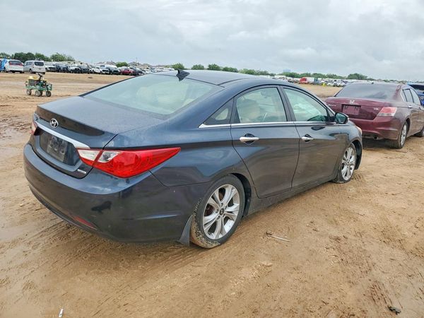 2013 HYUNDAI SONATA