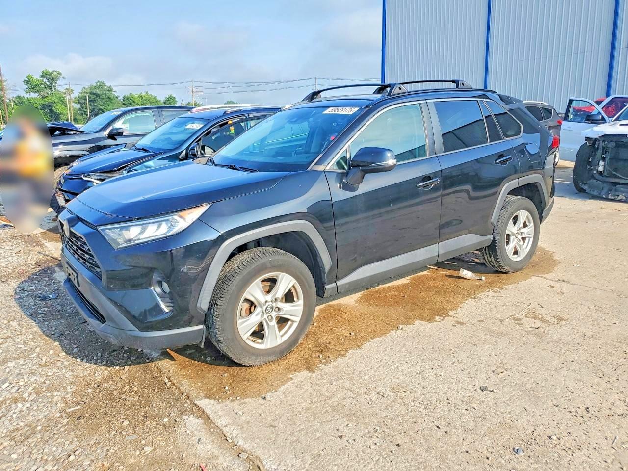2019 TOYOTA RAV4 XLE / XLE Premium 4WD