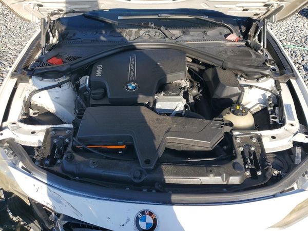 2015 BMW 320 320i