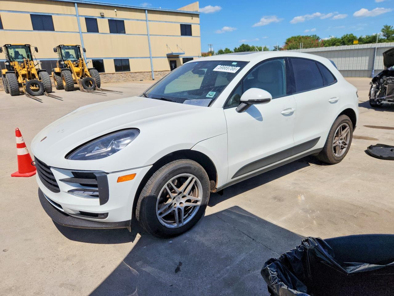 2020 PORSCHE MACAN