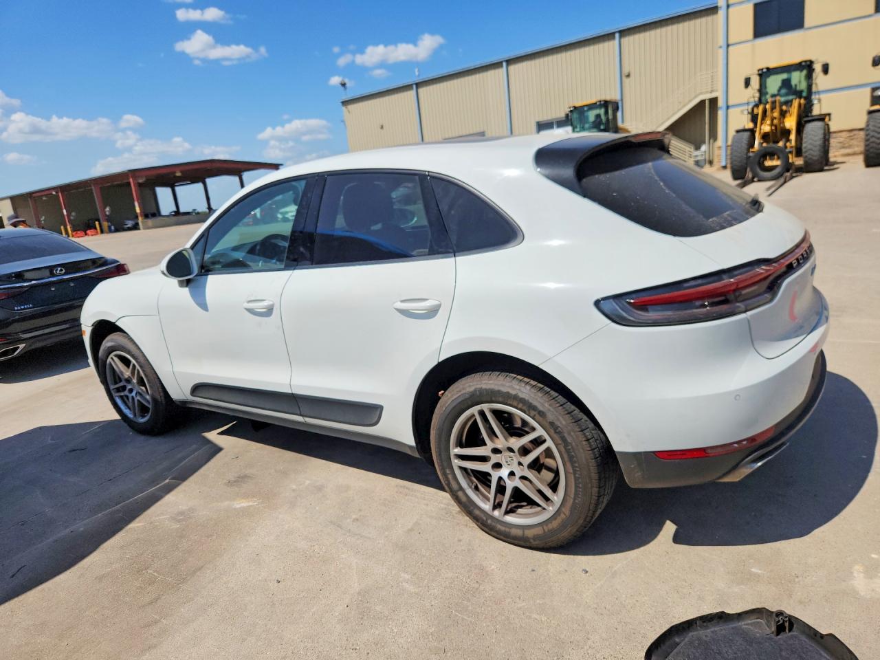 2020 PORSCHE MACAN