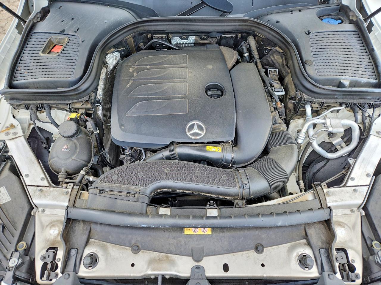 2022 MERCEDES-BENZ GLC GLC300