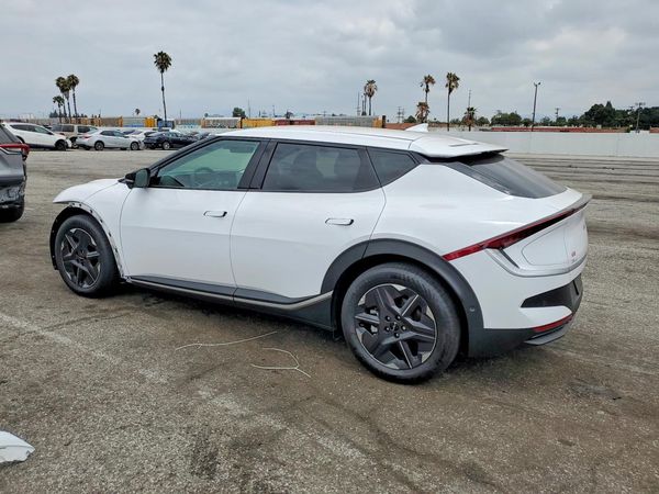 2025 KIA EV6