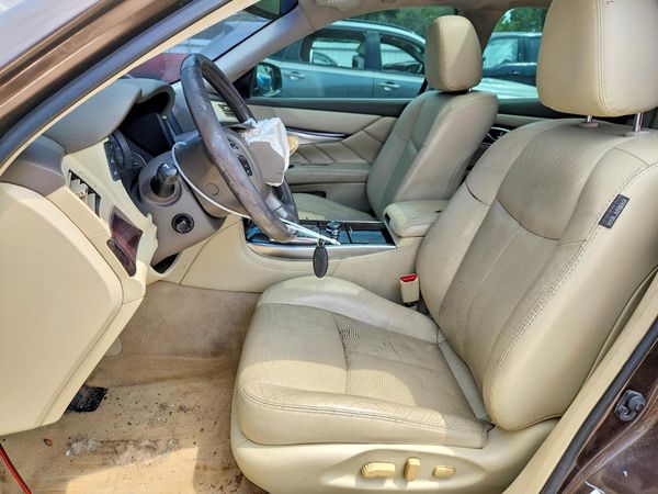 2015 INFINITI Q70