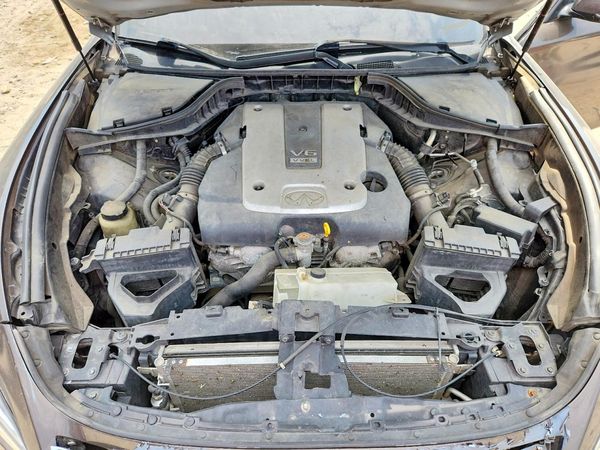 2015 INFINITI Q70
