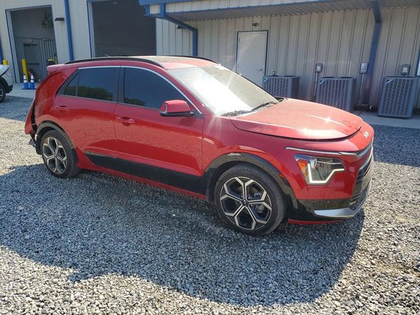 2024 KIA NIRO EX