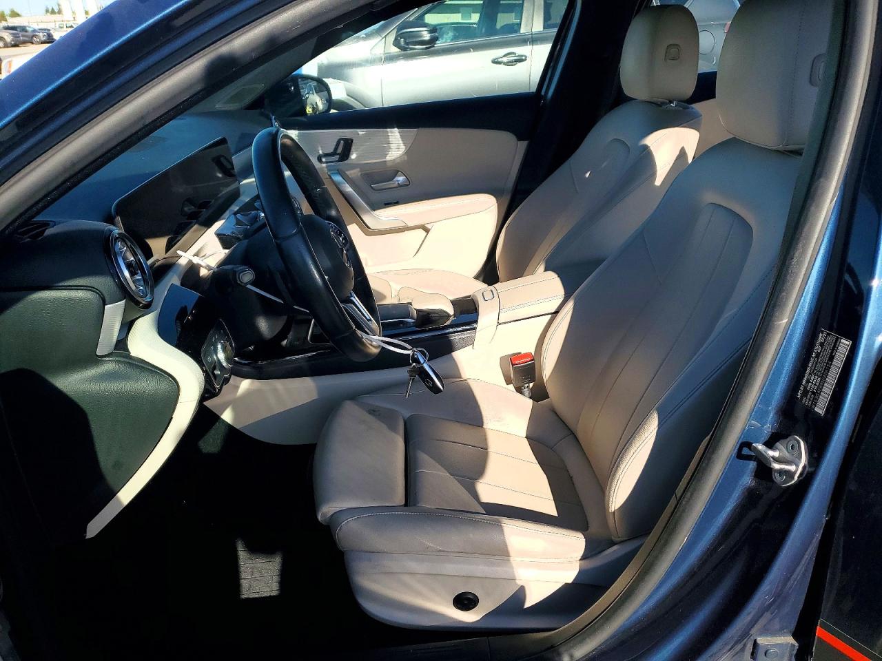 2022 MERCEDES-BENZ A A220