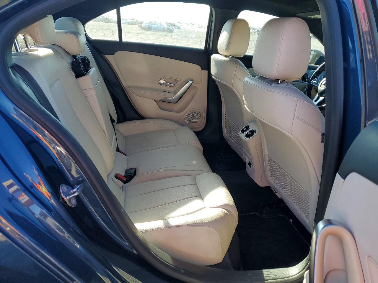 2022 MERCEDES-BENZ A A220