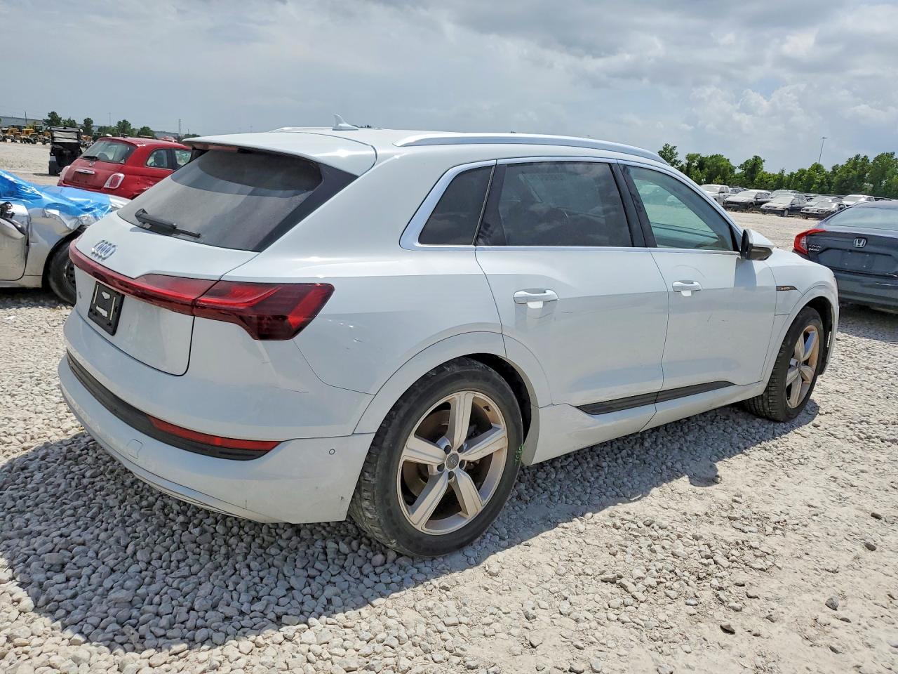 2019 AUDI E-TRON