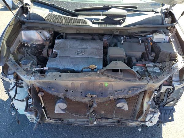 2014 LEXUS RX 350 — Engine bay